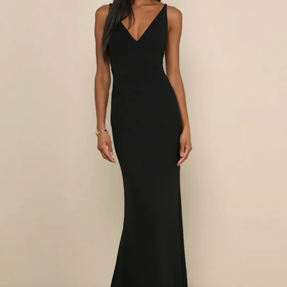 Lulu's Black Sheath Maxi Dress V-Neck Sleeveless